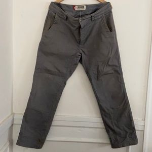 Mountain Khakis, Sz. 36x30, Slim Fit
